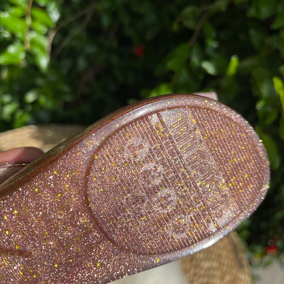 Mini Melissa 🌸toddler 8 rose gold glittery - Picture 7 of 7